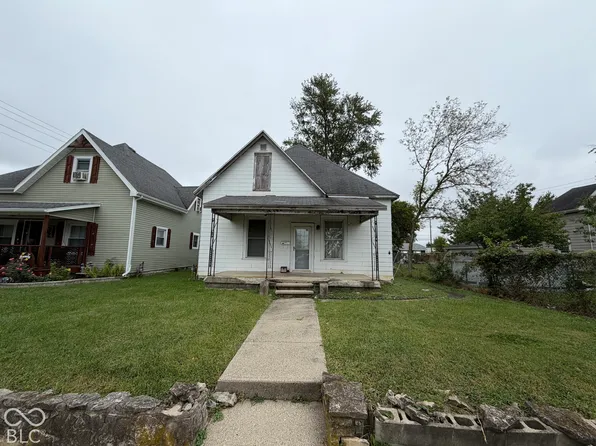420 N Sexton St, Rushville, IN 46173
