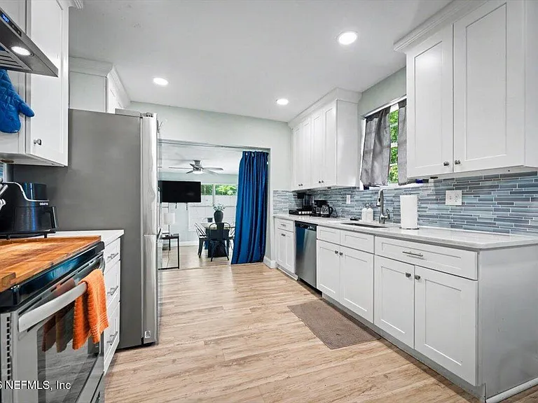 719 S Shores Rd #2 — Photo 35