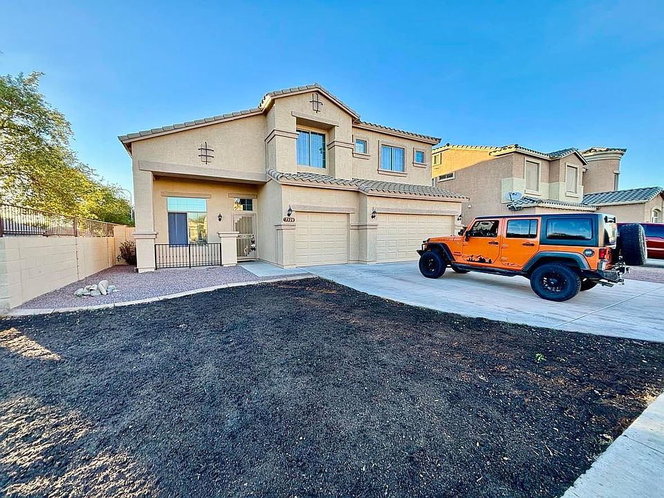 Front of the house - Corner lot