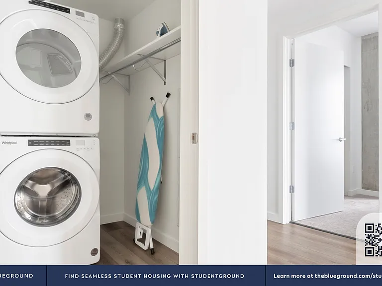 Washer/Dryer in Apartment