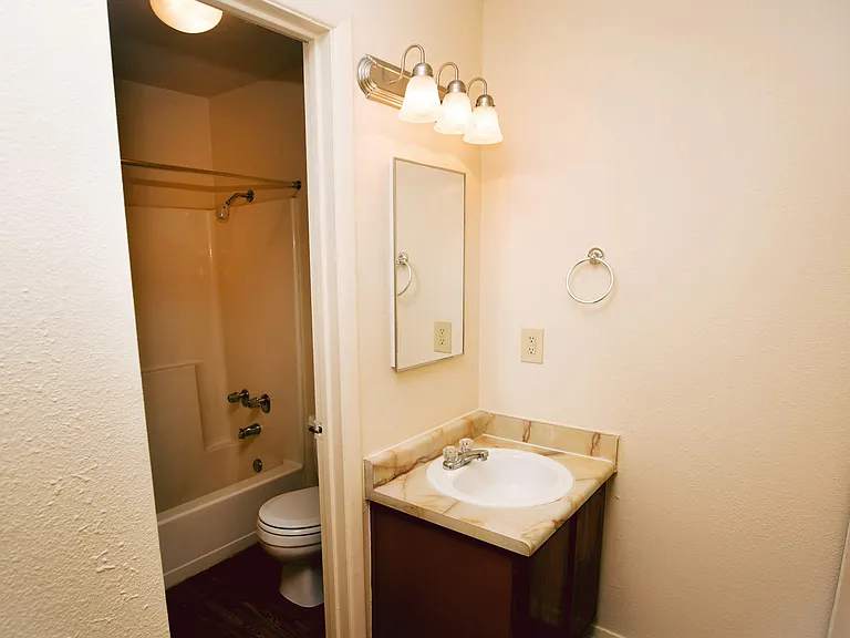 Park at 54th Apartments — Photo 9