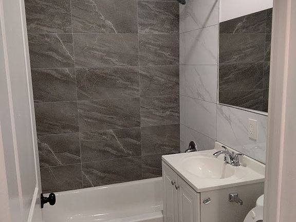 5th image of 52 Yonkers Ave #52C