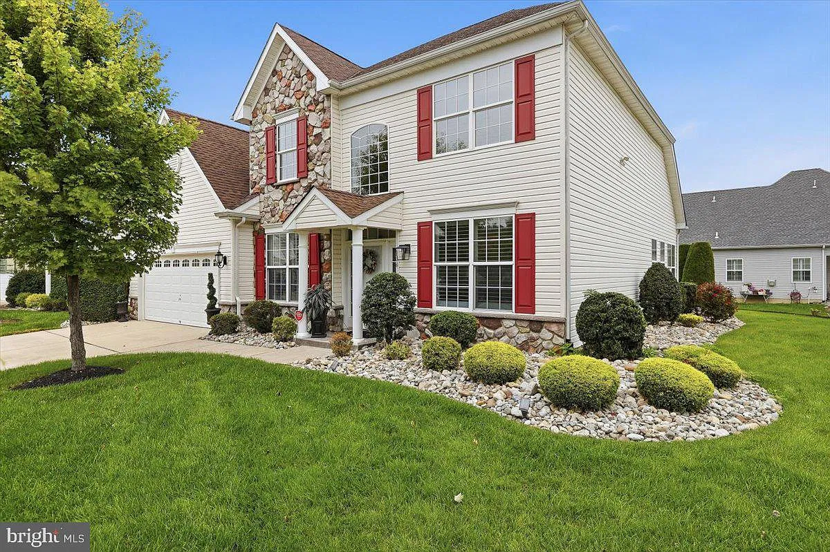 3 bed, 2.5 bath, 2509 sqft, $3,800 — Photo 1
