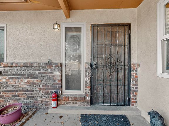 5th image of 10245 Cove Ct NW