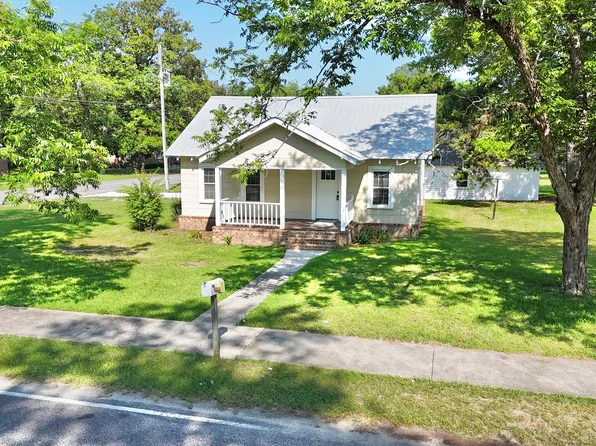 614 S Tillman St, Glennville, GA 30427