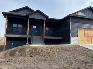 4834 Papillion Dr, Rapid City, SD 57703