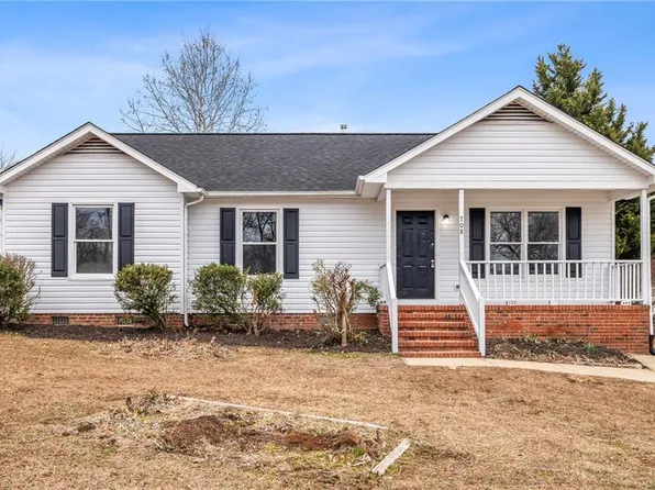 708 Garrett St, Greensboro, NC 27406