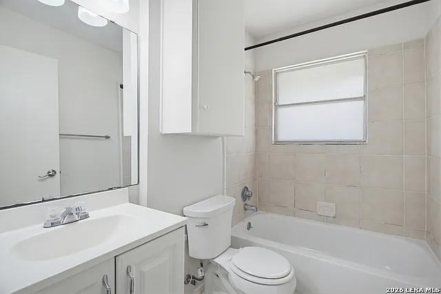 2125 E Lawndale Dr — Photo 19