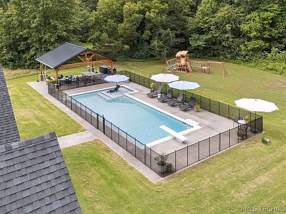 5th image of 14705 S 615th Rd