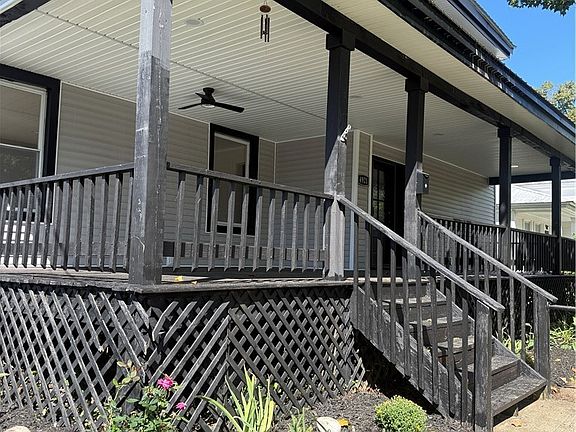 2nd image of 4921 N Jefferson St