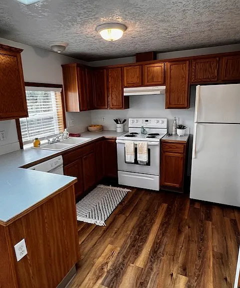 21990 NE Chinook Way #C — Photo 3