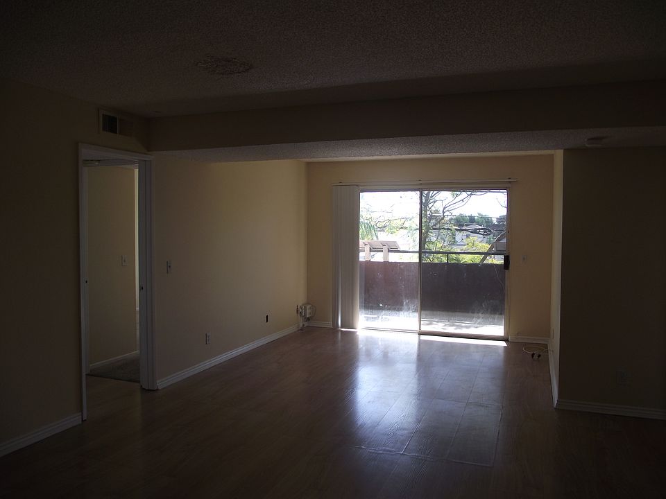 2nd image of 2507 E 15th St Unit 217