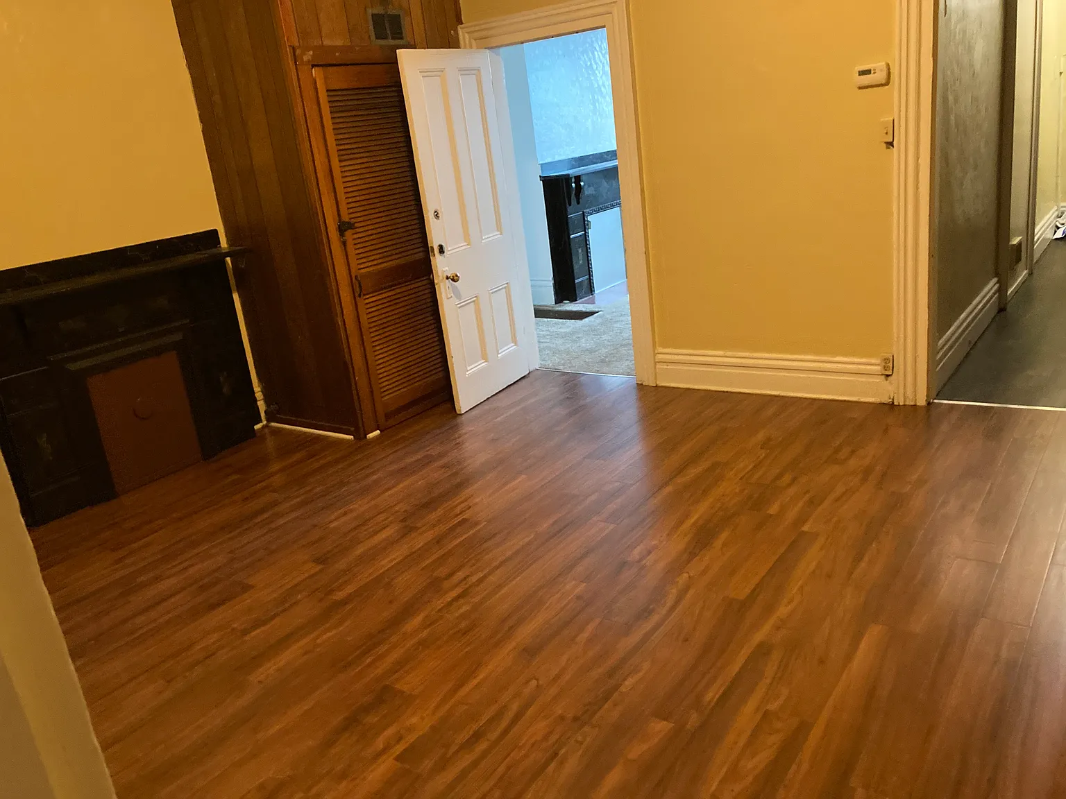 5 bed, 10 sqft, $2,000 — Photo 4