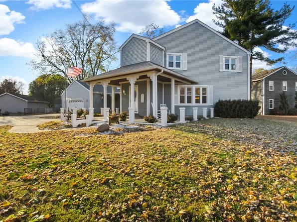 117 N 43rd St, Mattoon, IL 61938