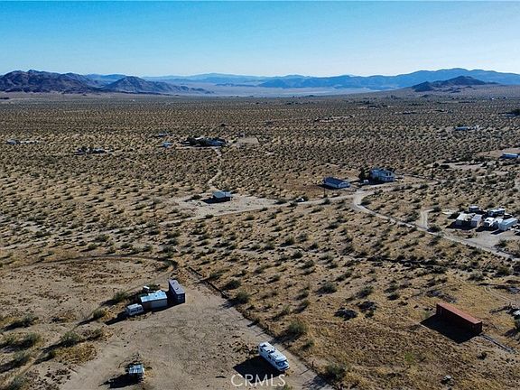 2nd image of 702 Bell Rd