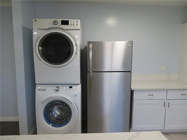 3923 S South Normandie Ave — Photo 11