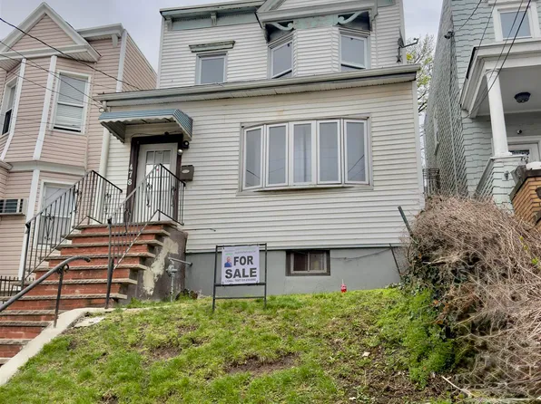 478 Liberty Avenue image 1 of 25