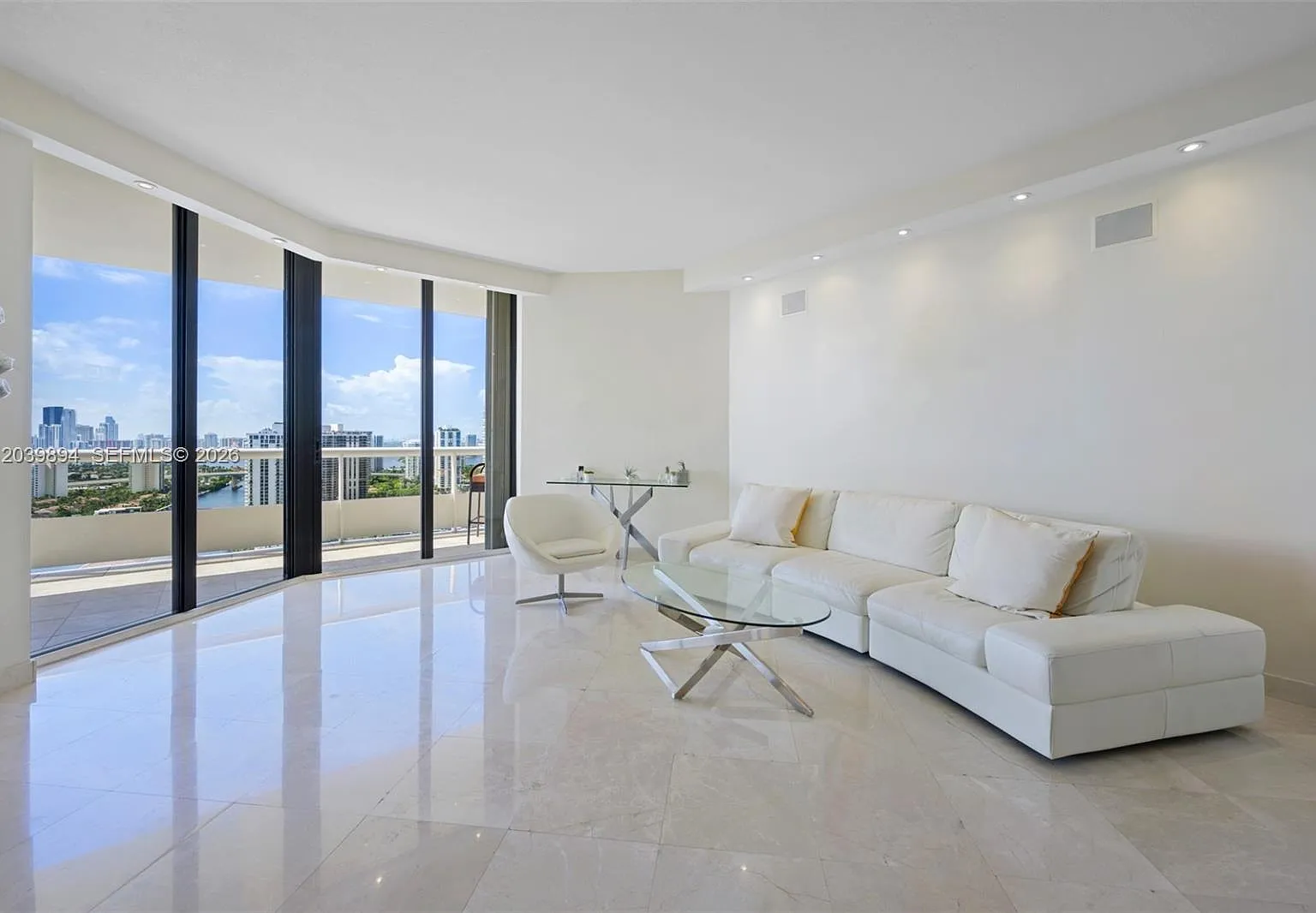 Terraces North Turnberry — Photo 2