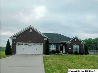 65 Mountain Cove Rd, Trinity, AL 35673