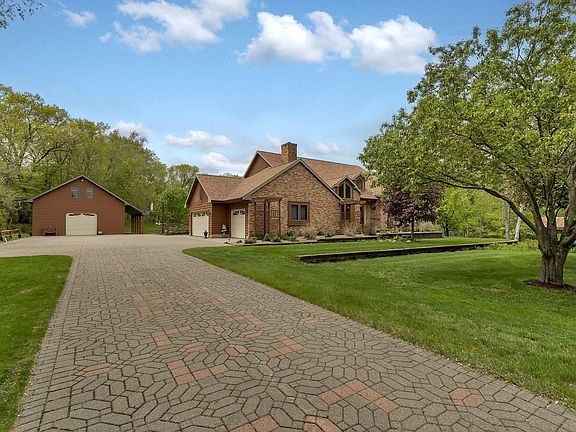 4th image of 4457 Farmdale Cir