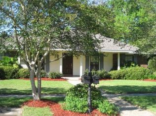 15903 Malvern Hill Ave, Baton Rouge, LA 70817