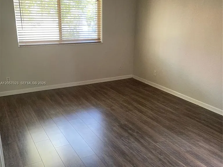 2847 S Evergreen Cir — Photo 8