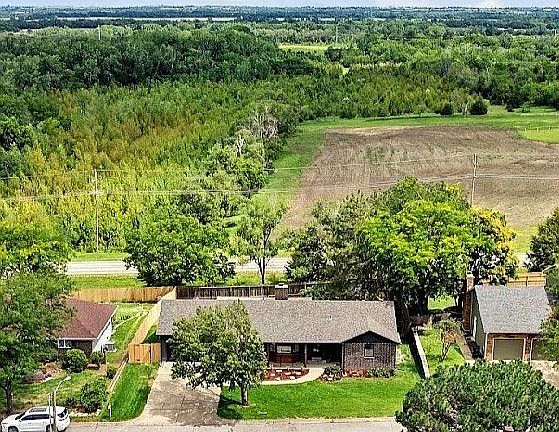 4th image of 2537 Argonne Dr