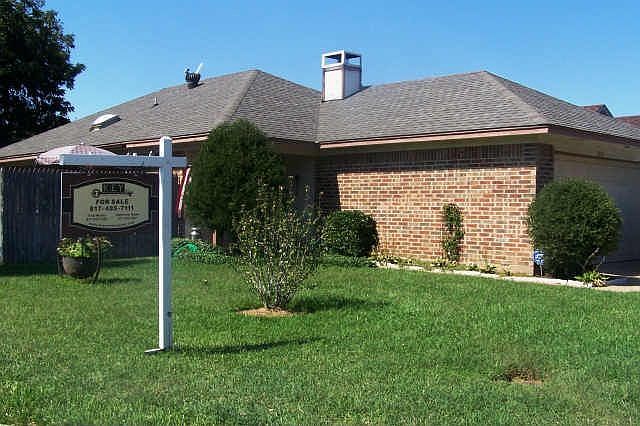 1st image of 1711 Mimosa Ln