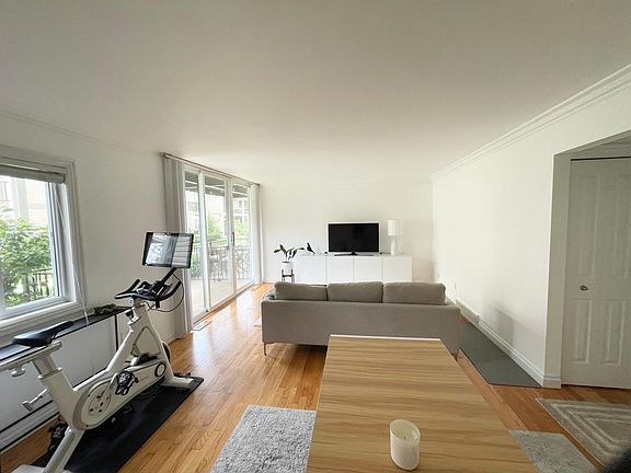 3rd image of 307 N Eton St #B-a-1