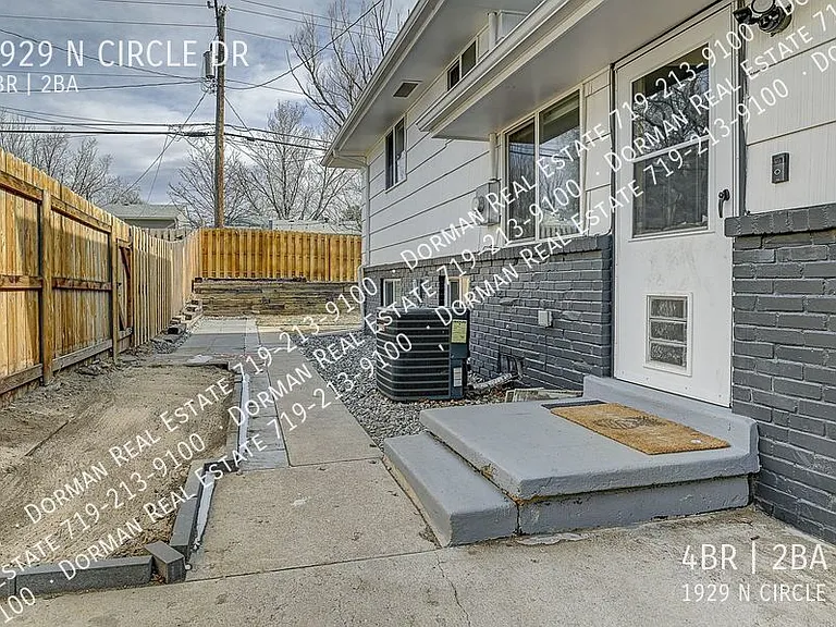 1929 N Circle Dr — Photo 29