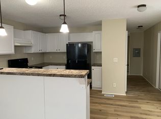 19 Kris Dr #K19, Bloomington, IL 61704