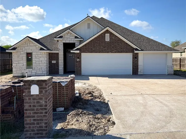3608 Park Oak Dr, Bryan, TX 77802