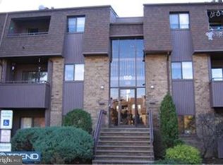 811 Wood Mill Dr #811, East Windsor, NJ 08512