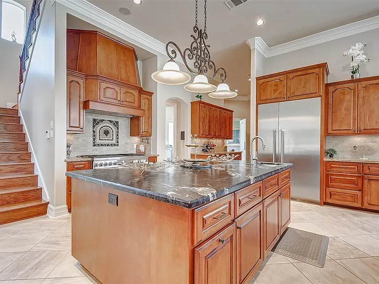 33202 W Haddon Ct — Photo 13