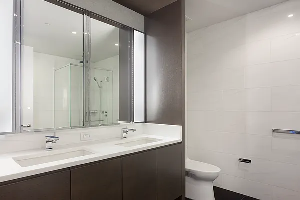 Rented by (Legacy) Elegran | media 31