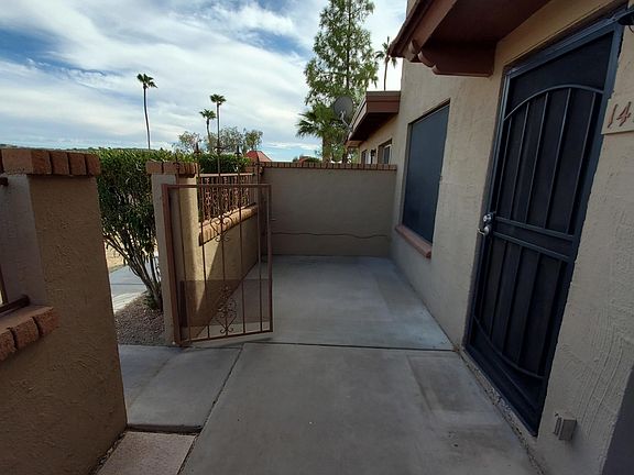 3rd image of 14248 N Boxwood Ln