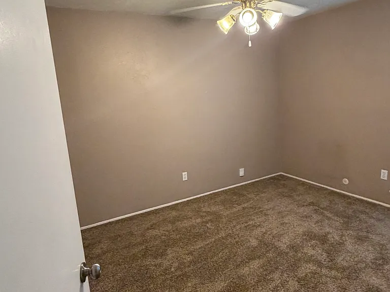5149 Bartlett Dr — Photo 13