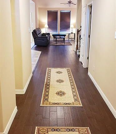 4th image of 5905 Zinnia Dr