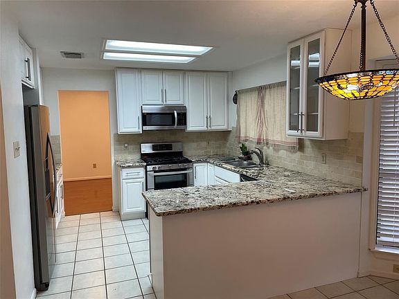 4th image of 6810 Redwood Falls Dr