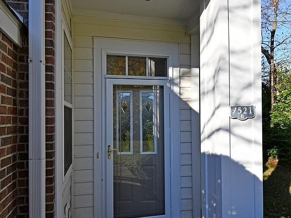 3rd image of 7521 Mansion Cir APT B