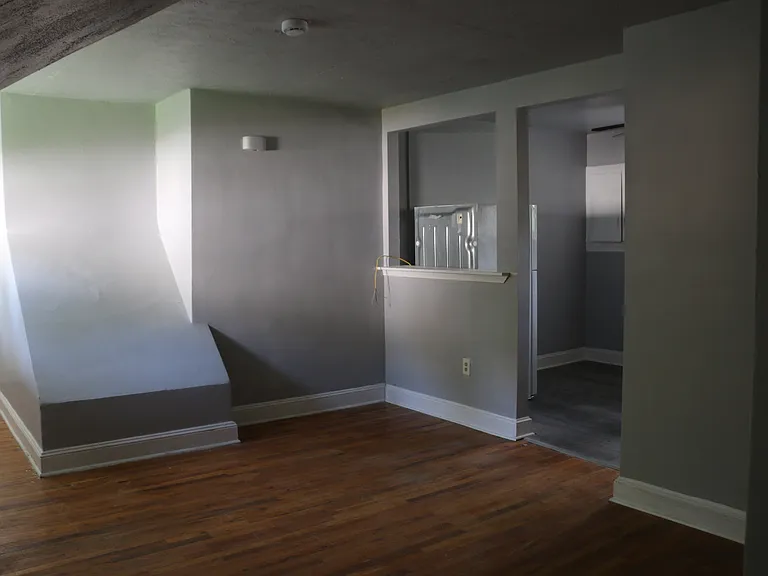 929 Stewart Ave #B — Photo 6