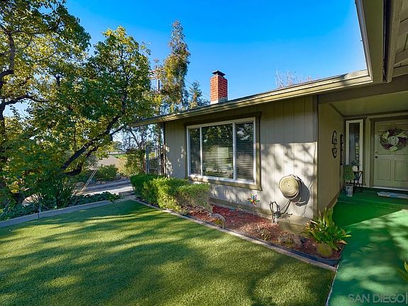 4th image of 9130 Grossmont Blvd