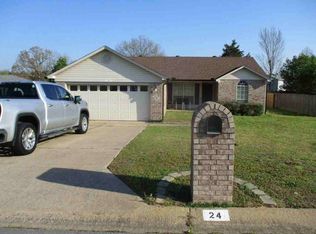 24 Meadow Ridge Loop, Maumelle, AR 72113