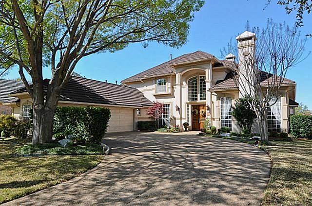 1st image of 15 Canyon Crest Ct