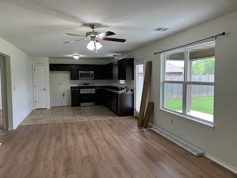 1117 S Catalina Dr — Photo 4