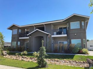 811 E Ensolarado St #4, Kuna, ID 83634