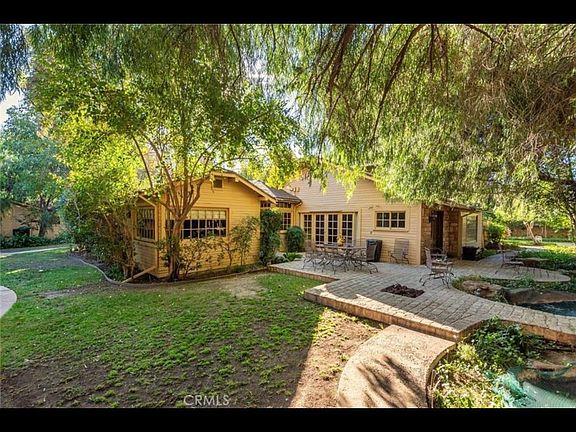 17302 Lassen St #A, Northridge, CA 91325 | Zillow