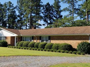 590 Murray Hill Rd, Southern Pines, NC 28387