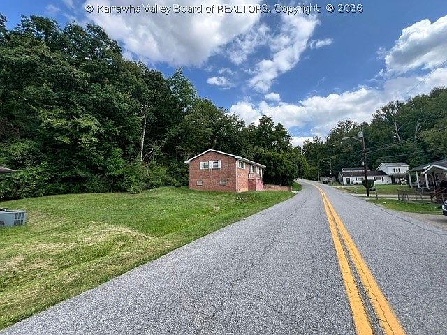 2nd image of 807 Elvira Rd
