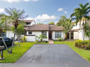 12936 SW 66 Terrace Dr, Miami, FL 33183